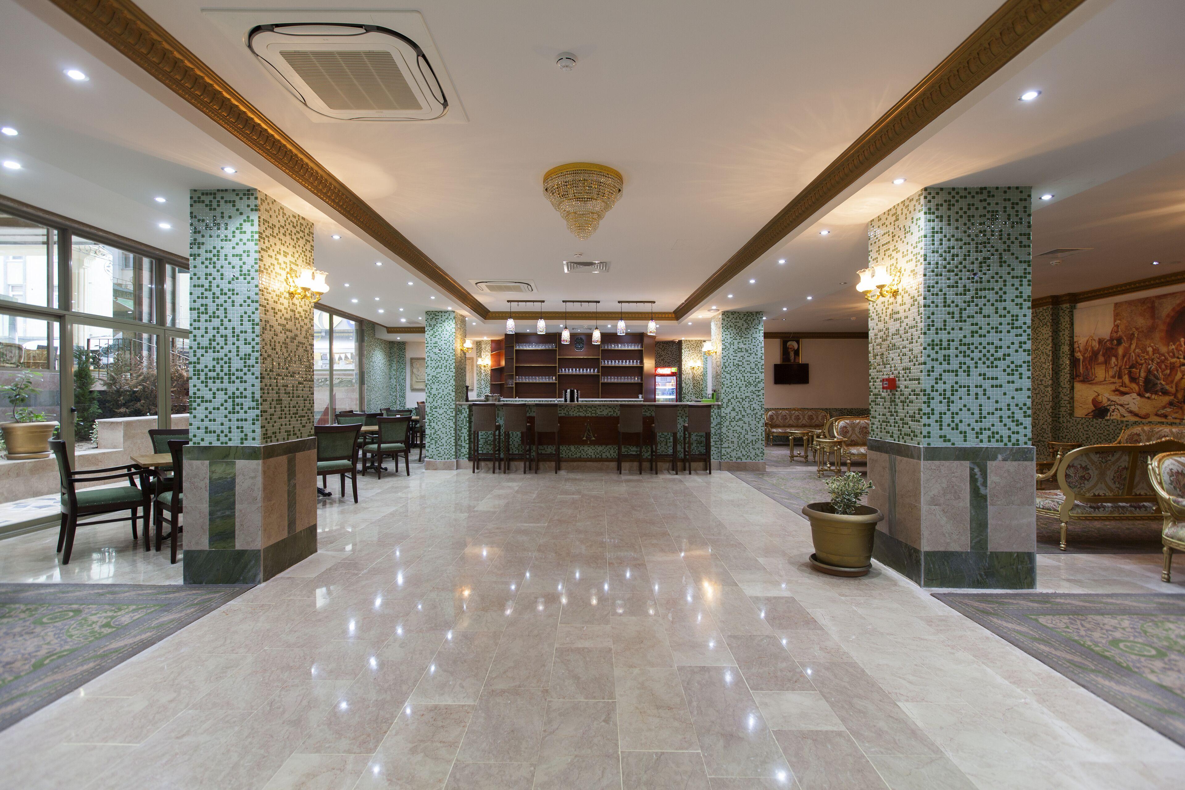 Alrazi Hotel — Photos 1